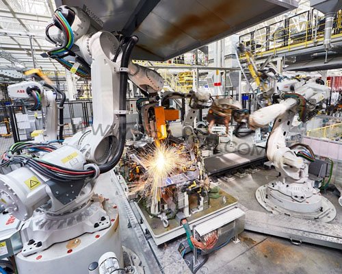 ABB�C(j��)����늄�(d��ng)��܇(ch��)�T(m��n)�򺸽ӹ�(ji��)���b��